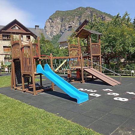 Apartamento A10 De Formigal, 9 Personas Y Garaje Escarrilla Exteriör bild